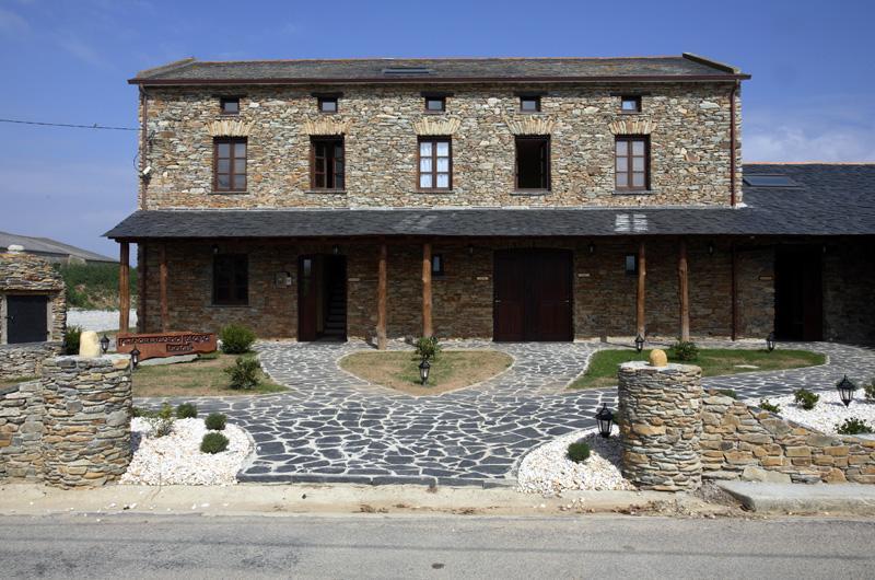 Hotel Y Apartamentos Penarronda Playa Castropol Exterior photo